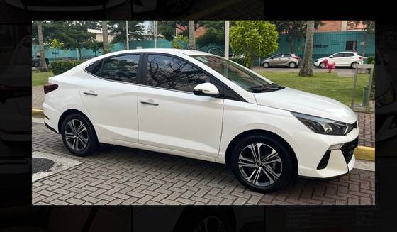 HYUNDAI HB20S 1.0 TGDI FLEX PLATINUM PLUS AUTOMÁTICO